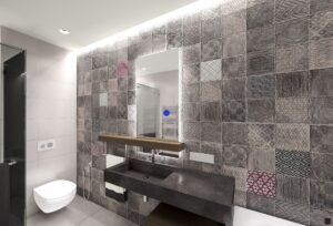 Traditional bathroom